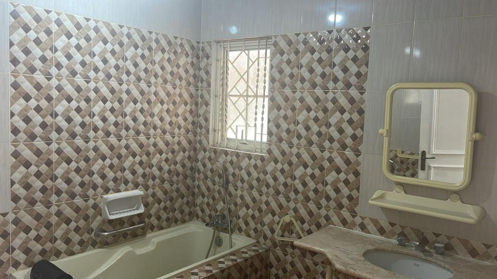 Vila Princess,Sentul 4Bedroom Dan Tenda Camping,Private Pool, Tenis Meja, Mini Billiard, Karaoke, Ayunan,Bbq, 08Satu3 80Satu6 4Satu5Satu Bogor Ngoại thất bức ảnh