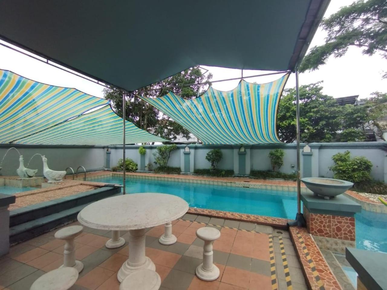 Vila Princess,Sentul 4Bedroom Dan Tenda Camping,Private Pool, Tenis Meja, Mini Billiard, Karaoke, Ayunan,Bbq, 08Satu3 80Satu6 4Satu5Satu Bogor Ngoại thất bức ảnh