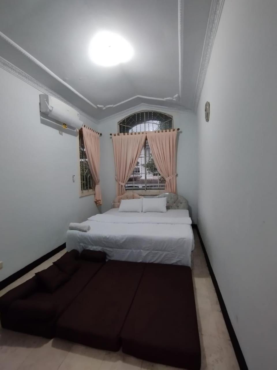 Vila Princess,Sentul 4Bedroom Dan Tenda Camping,Private Pool, Tenis Meja, Mini Billiard, Karaoke, Ayunan,Bbq, 08Satu3 80Satu6 4Satu5Satu Bogor Ngoại thất bức ảnh