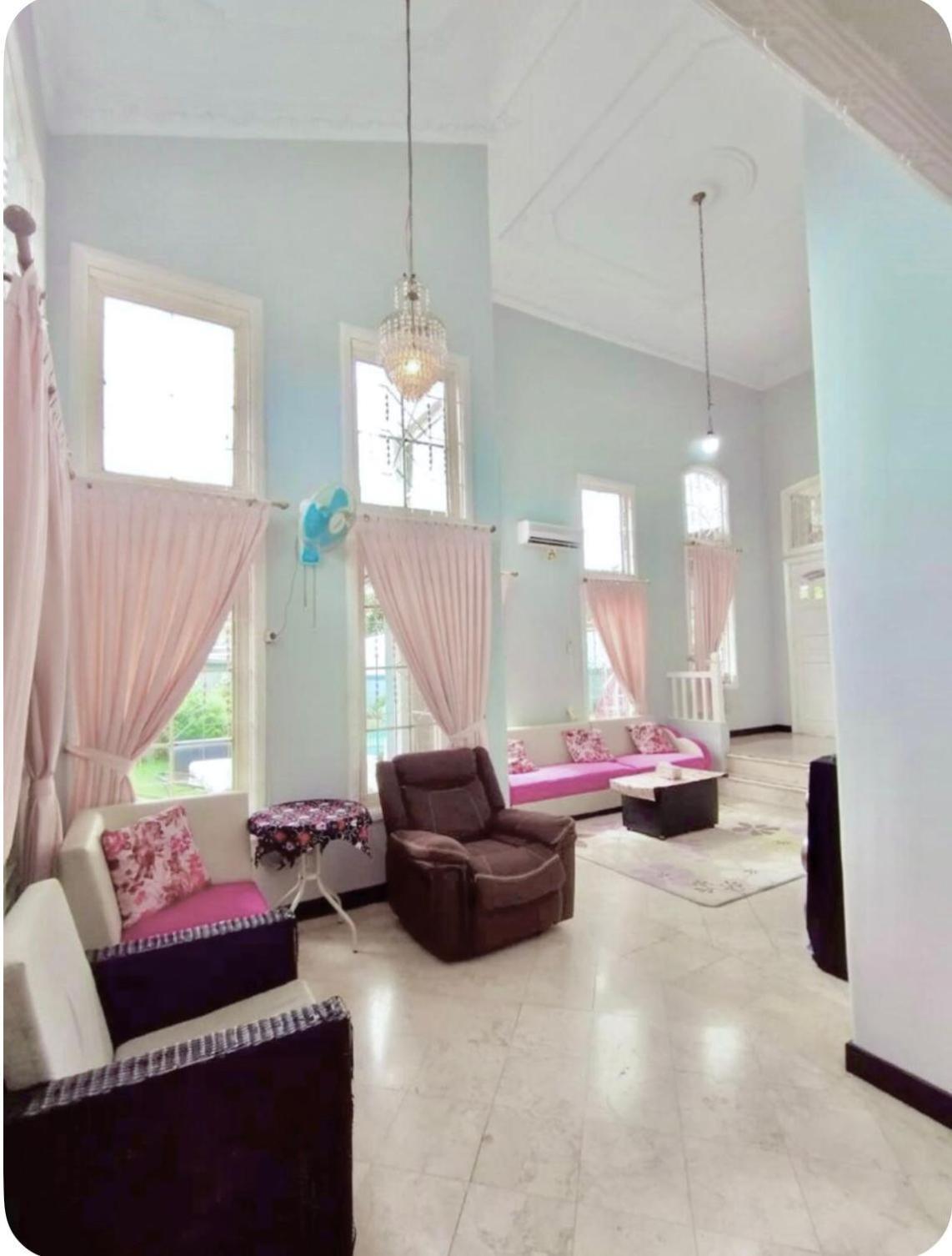Vila Princess,Sentul 4Bedroom Dan Tenda Camping,Private Pool, Tenis Meja, Mini Billiard, Karaoke, Ayunan,Bbq, 08Satu3 80Satu6 4Satu5Satu Bogor Ngoại thất bức ảnh